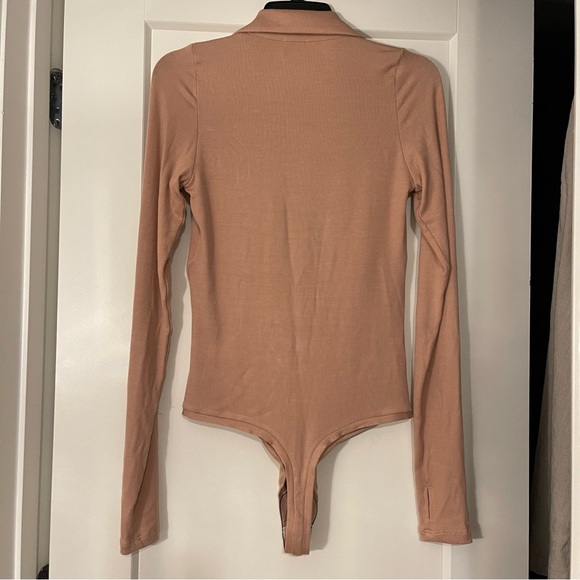 ALIX NYC - Monterey Long Sleeve Bodysuit - Picture 5 of 9
